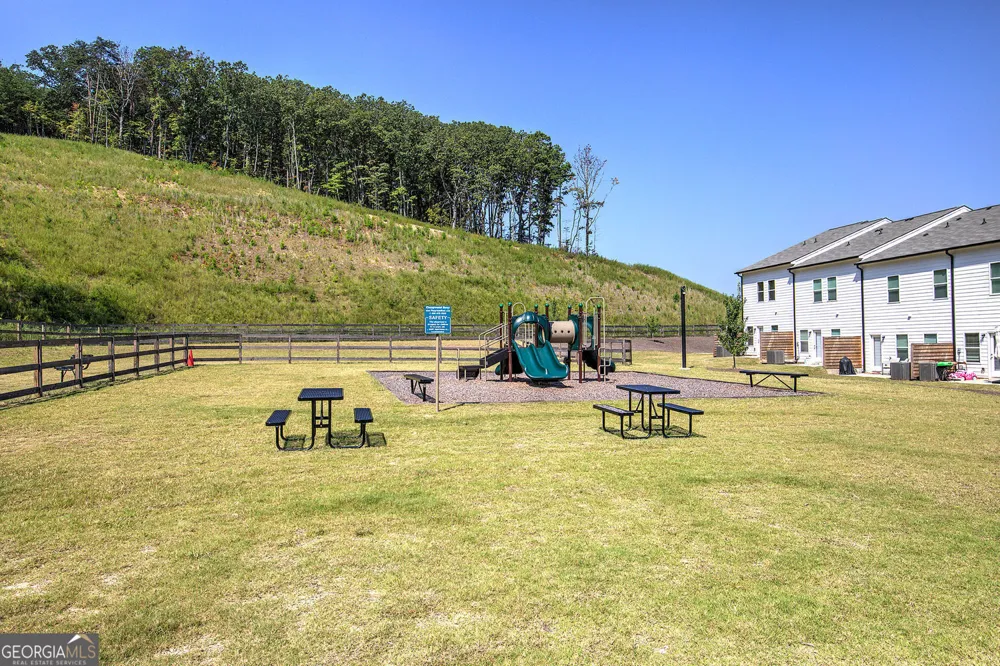 416 PERTH DR Cartersville, GA 30121