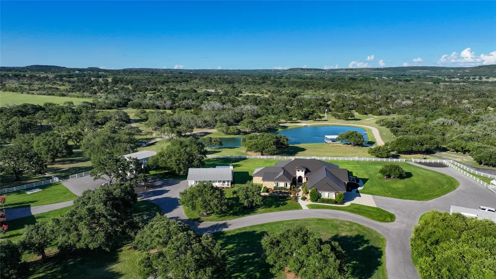 6233 CR 340 Burnet, TX 78611