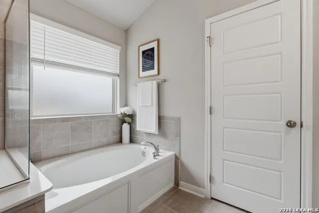 26071 Scenic Crest Blvd Boerne, TX 78006