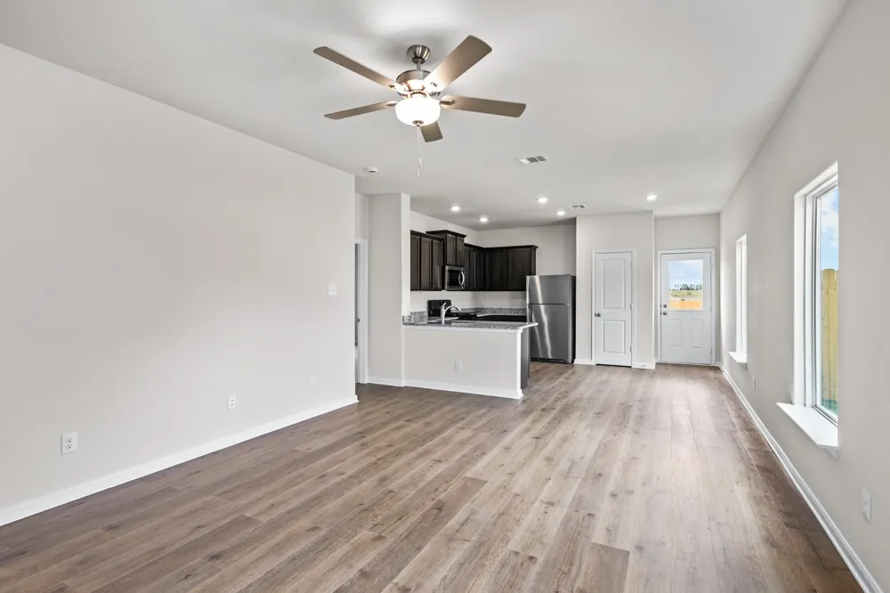 1823 Renaissance Drive Crandall, TX 75114