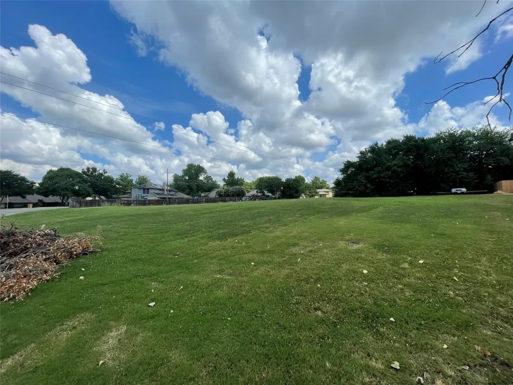 2309 Meadows Lane Sherman, TX 75092