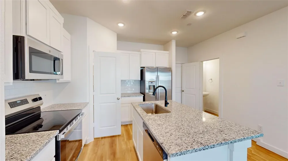 4125 Floyd Alley Grand Prairie, TX 75052