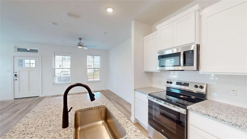 4125 Floyd Alley Grand Prairie, TX 75052