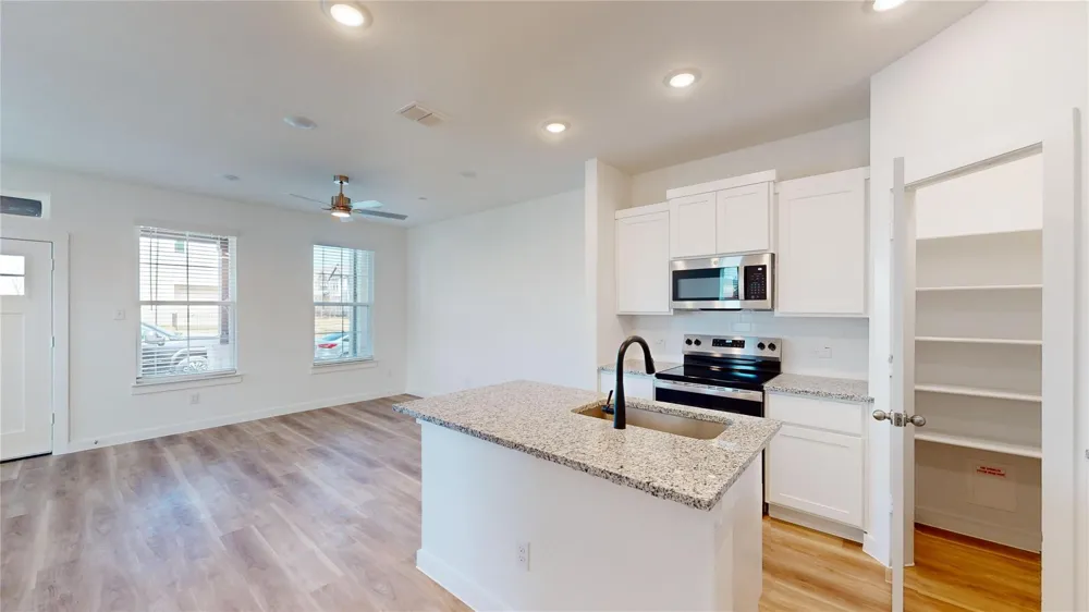 4125 Floyd Alley Grand Prairie, TX 75052