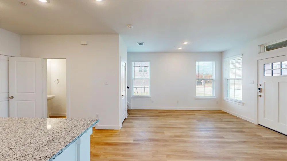 4125 Floyd Alley Grand Prairie, TX 75052