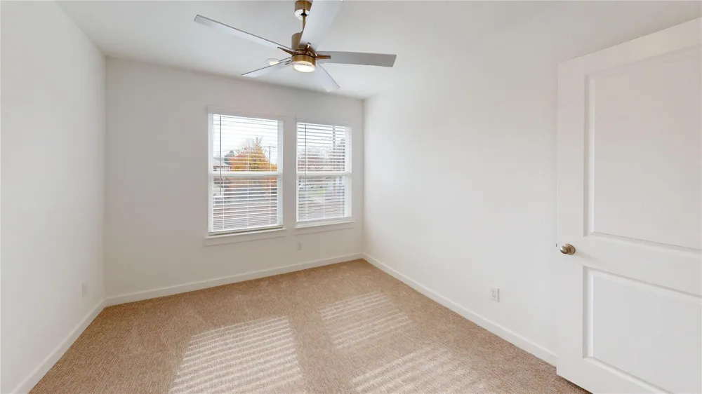 4125 Floyd Alley Grand Prairie, TX 75052