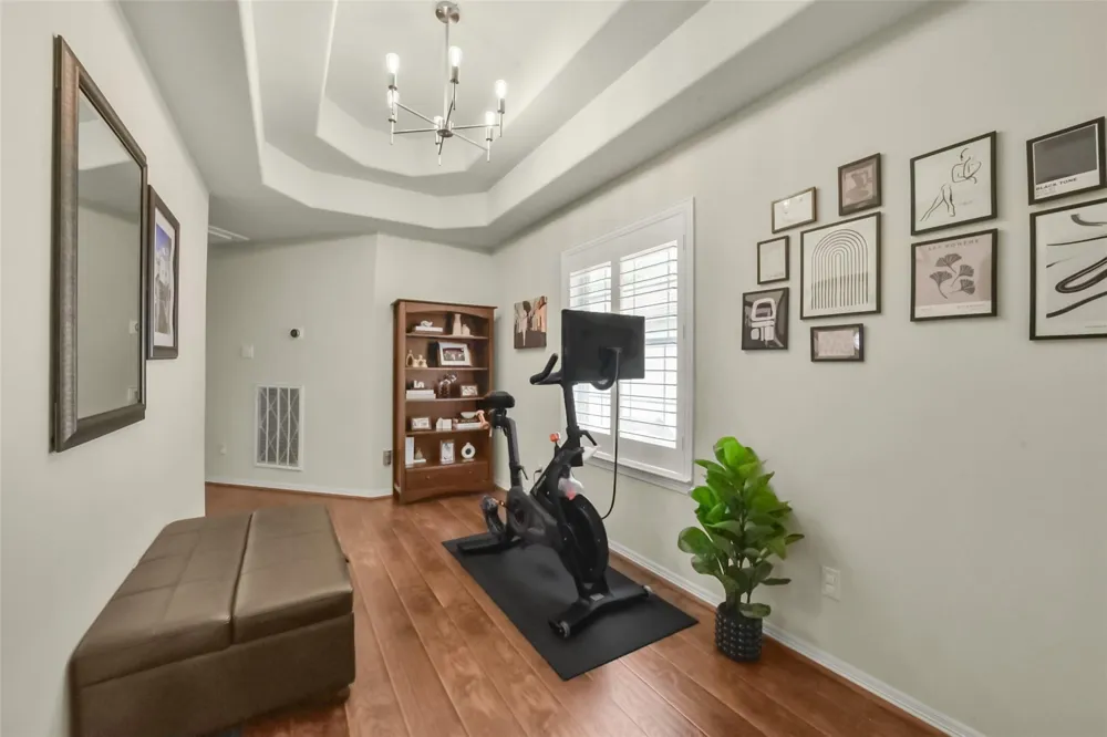 7539 S Linpar Court Houston, TX 77040