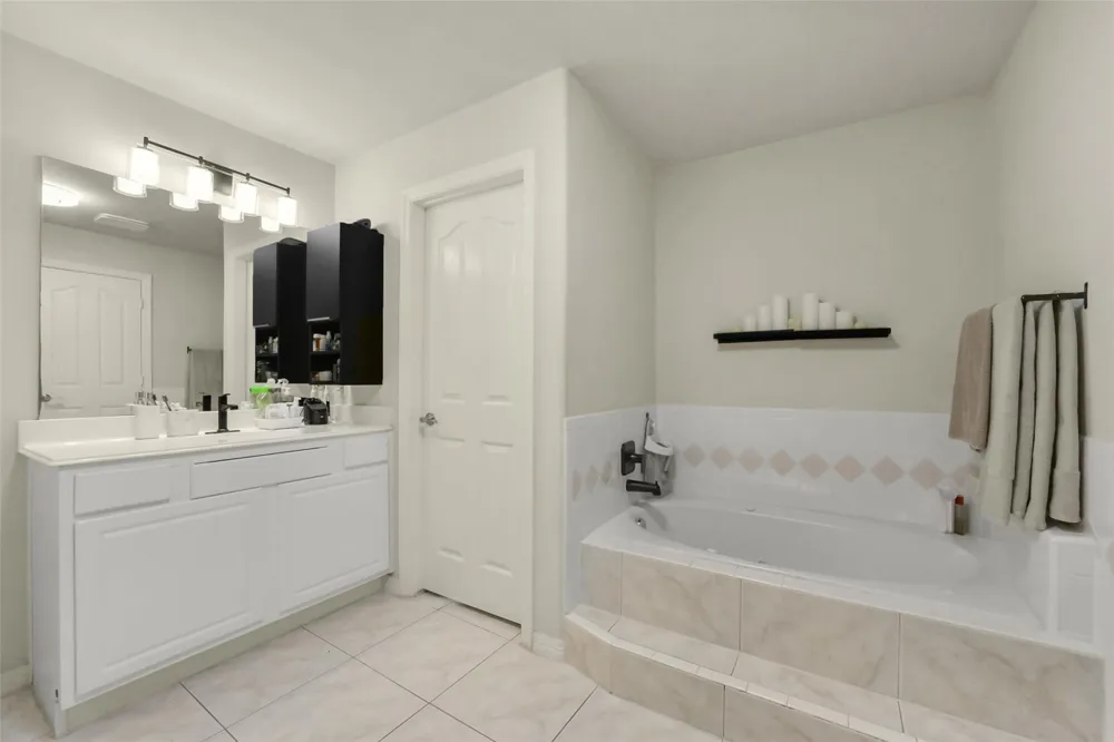 7539 S Linpar Court Houston, TX 77040