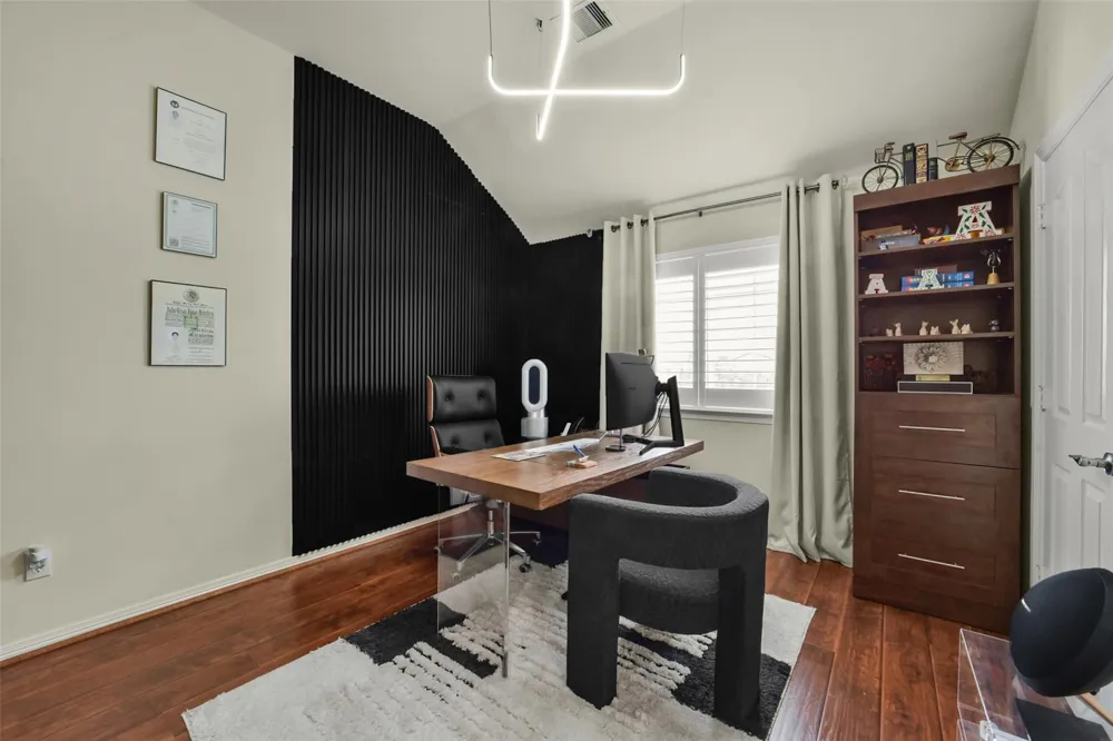 7539 S Linpar Court Houston, TX 77040