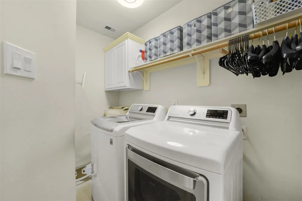 7539 S Linpar Court Houston, TX 77040