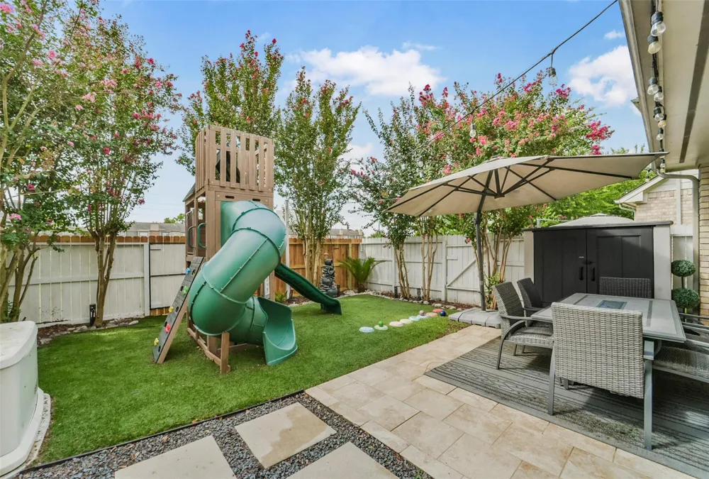 7539 S Linpar Court Houston, TX 77040