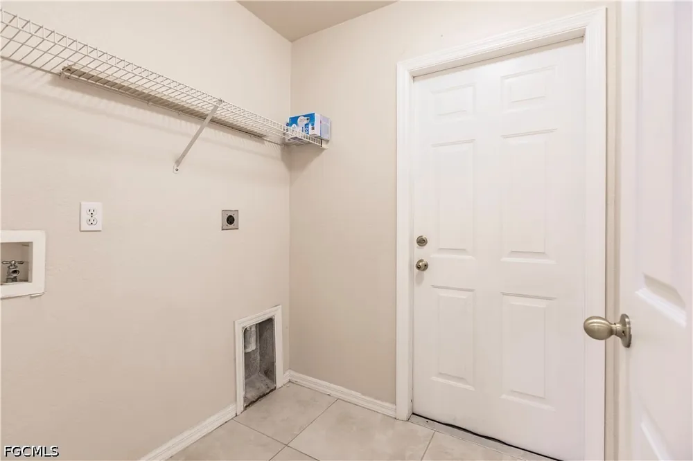 SW 30th Terrace Cape Coral, FL 33914