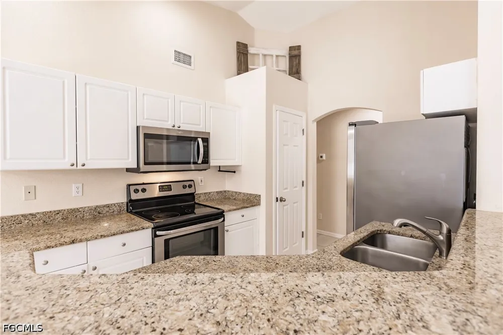 SW 30th Terrace Cape Coral, FL 33914
