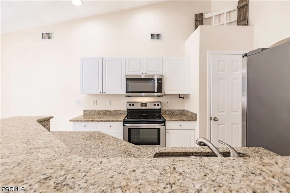 SW 30th Terrace Cape Coral, FL 33914