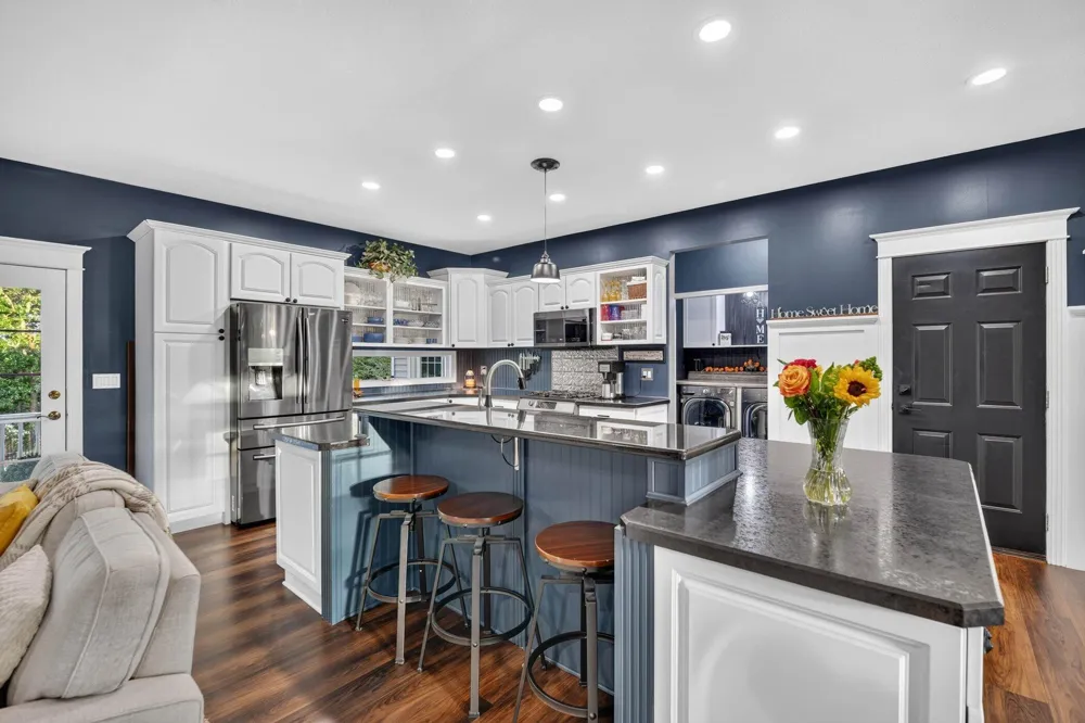 8536 Carriage Lane Portland, MI 48875