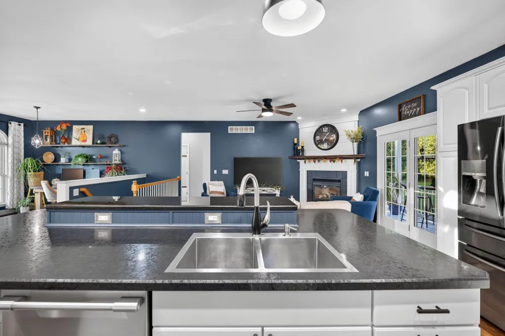 8536 Carriage Lane Portland, MI 48875