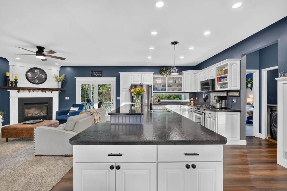 8536 Carriage Lane Portland, MI 48875