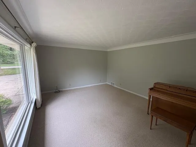 1650 W G AVENUE W Kalamazoo, MI 49009