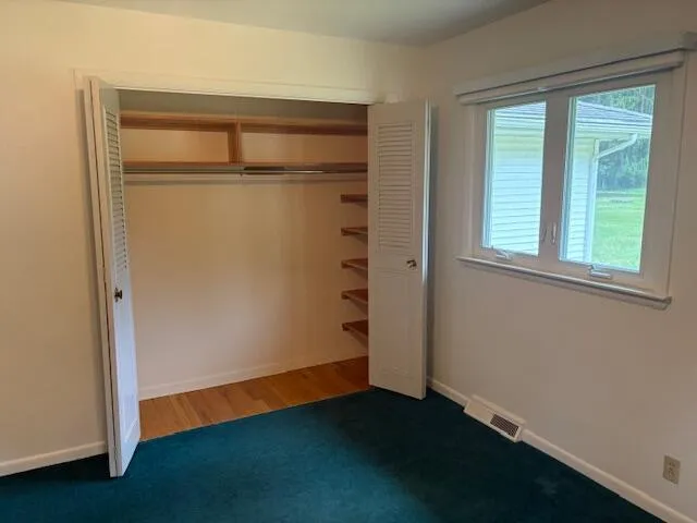 1650 W G AVENUE W Kalamazoo, MI 49009