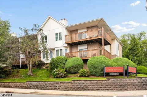 4 Di Donna Ct #4 Unit 4