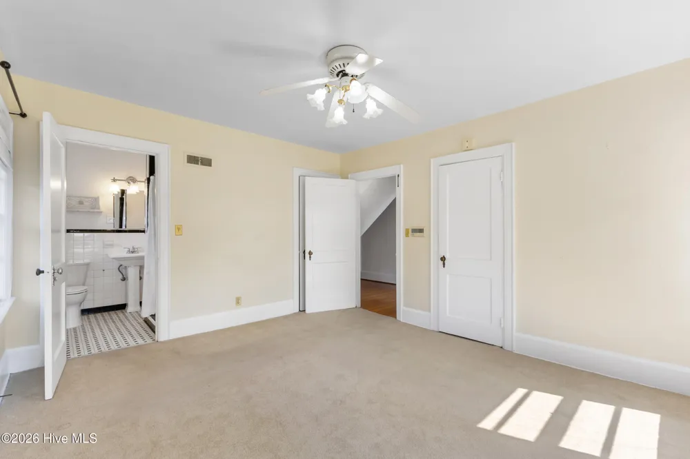 6 Keaton Avenue Wilmington, NC 28403