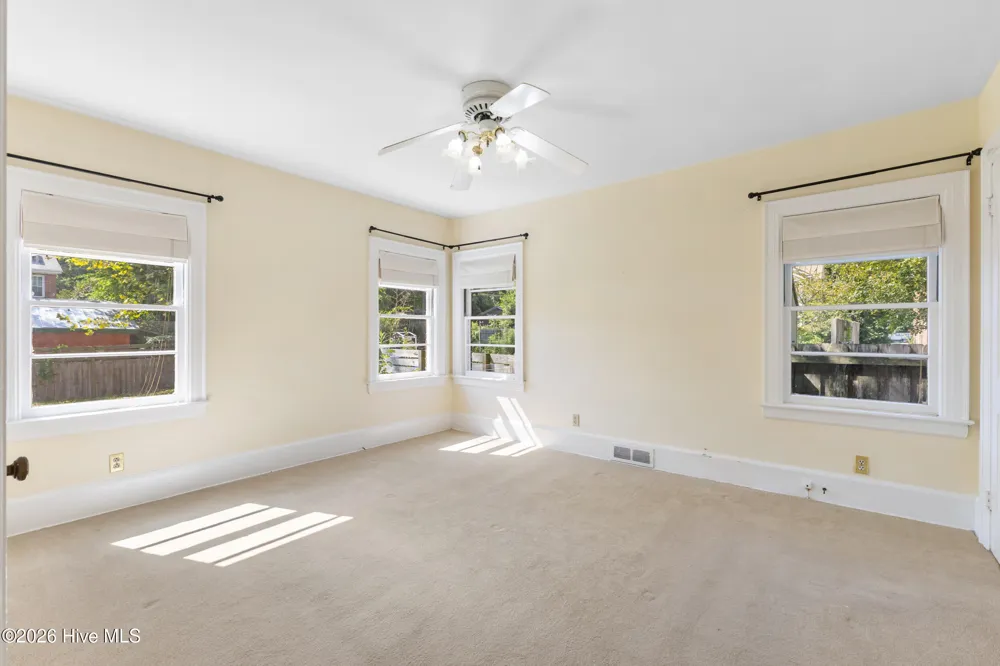 6 Keaton Avenue Wilmington, NC 28403