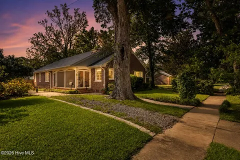 6 Keaton Avenue
