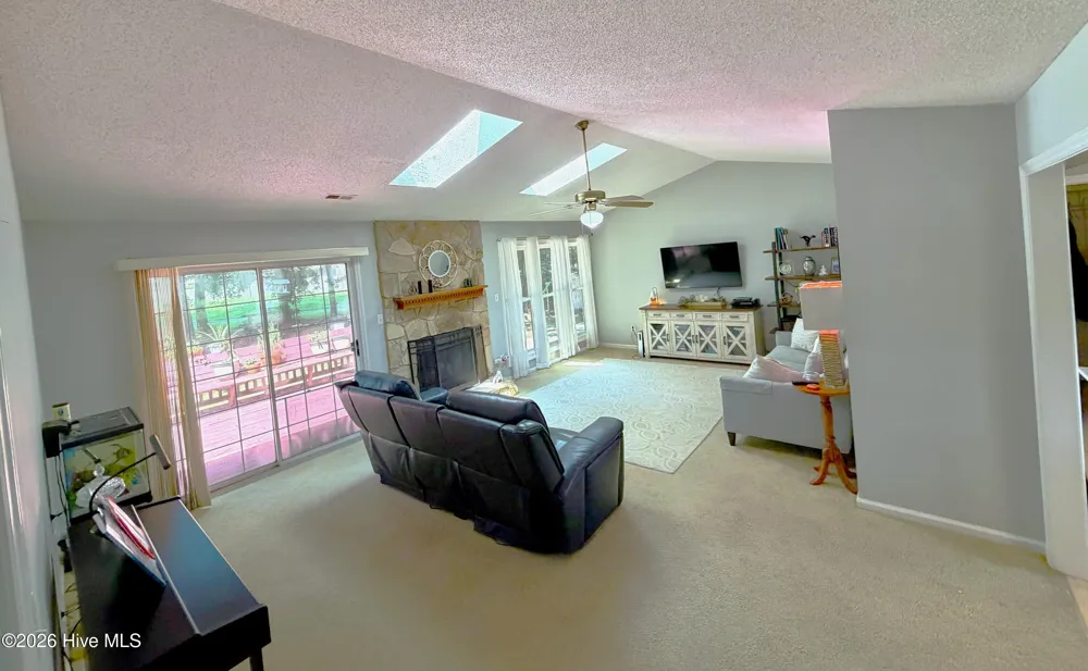 105 Norman Court New Bern, NC 28560