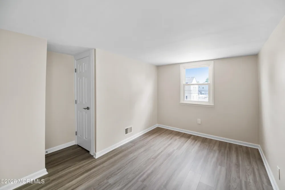 813 Union Street Linden, NJ 07036