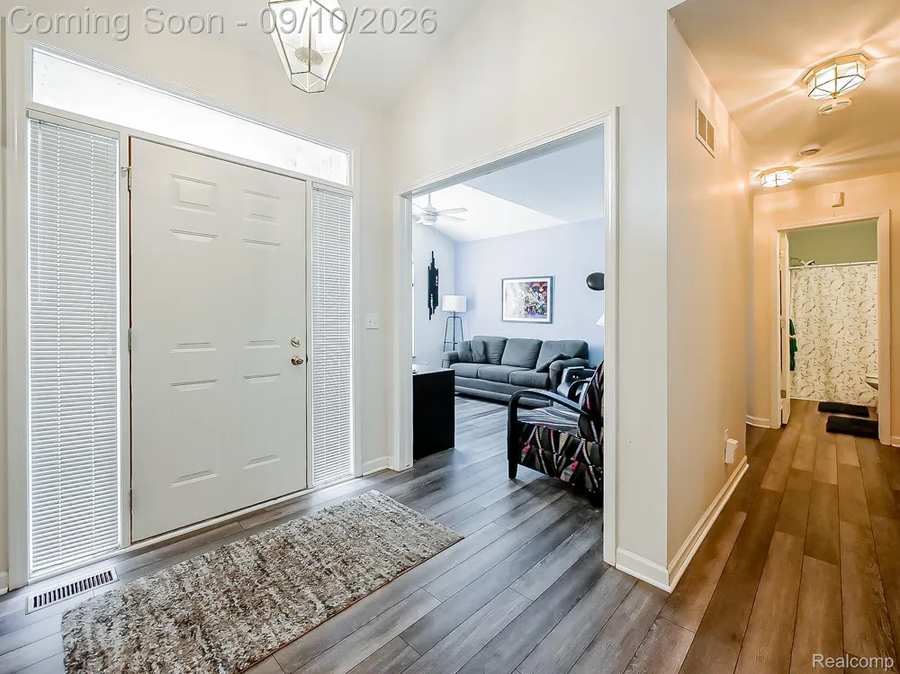 2030 Orchard Court West Bloomfield Charter Township, MI 48324