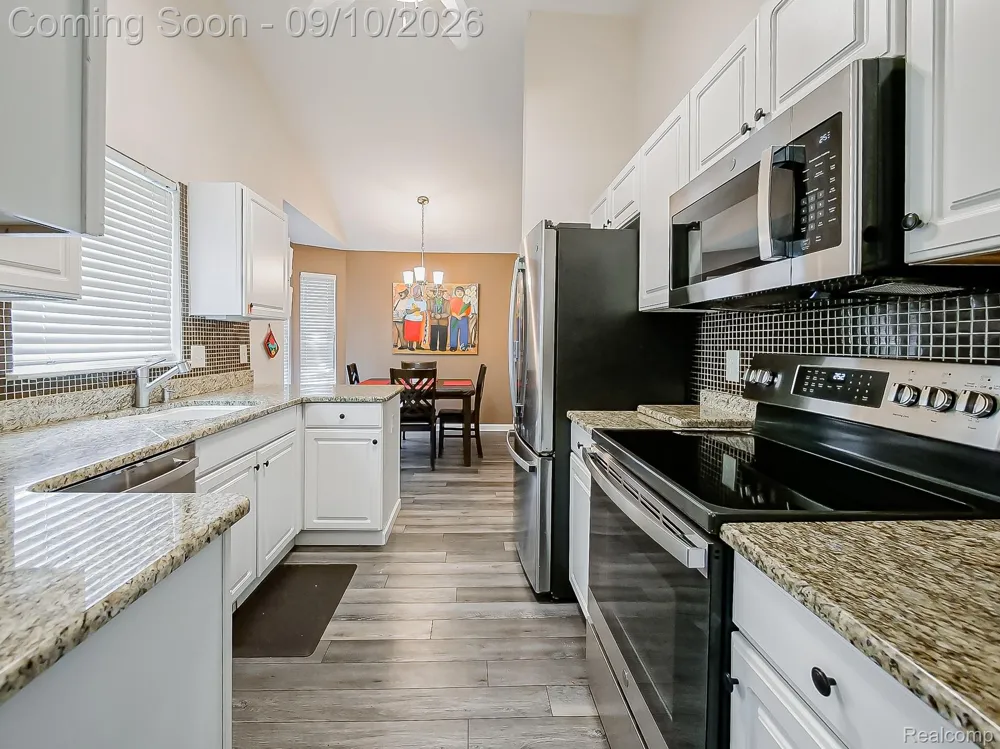 2030 Orchard Court West Bloomfield Charter Township, MI 48324