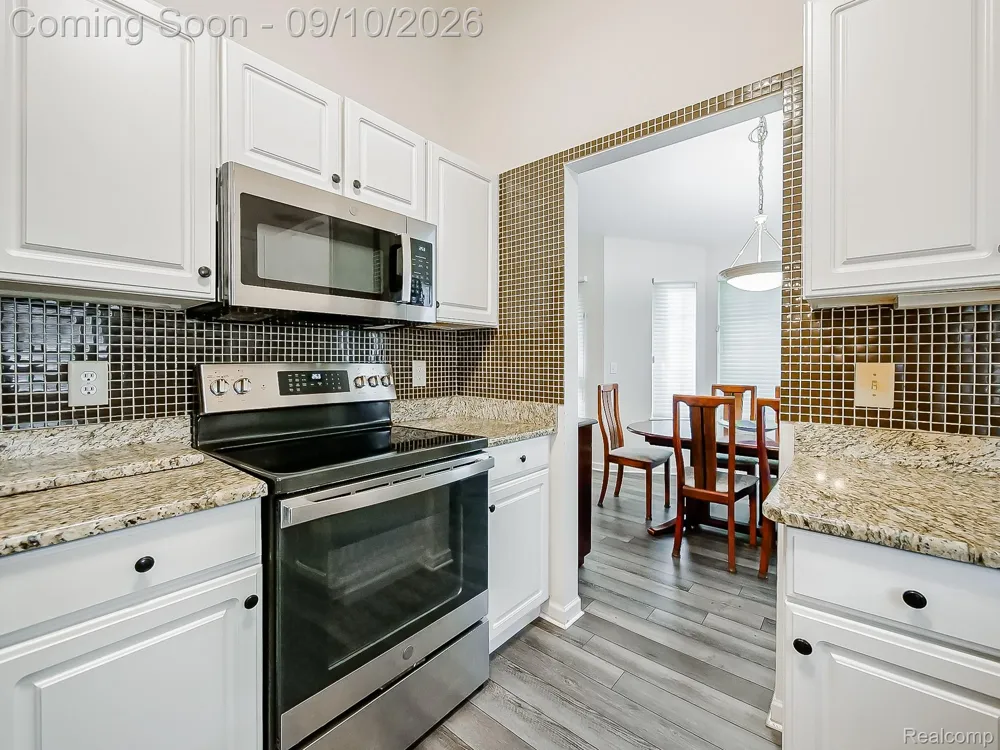 2030 Orchard Court West Bloomfield Charter Township, MI 48324