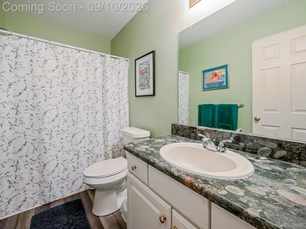 2030 Orchard Court West Bloomfield Charter Township, MI 48324