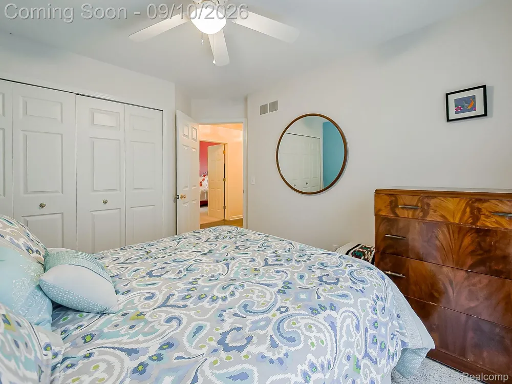 2030 Orchard Court West Bloomfield Charter Township, MI 48324
