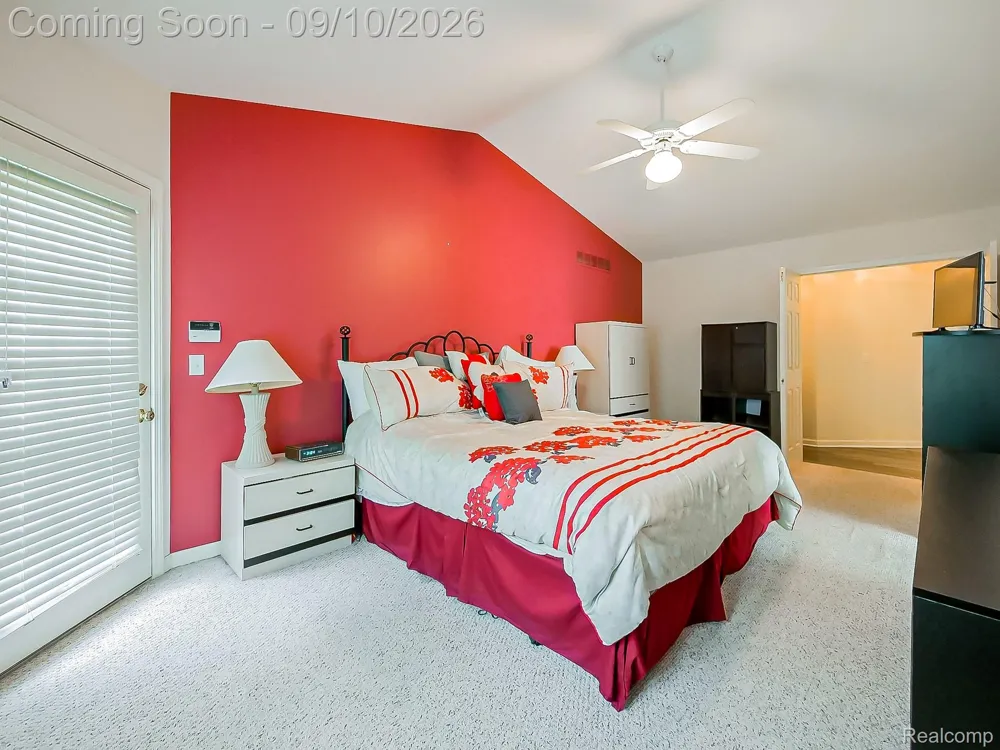 2030 Orchard Court West Bloomfield Charter Township, MI 48324