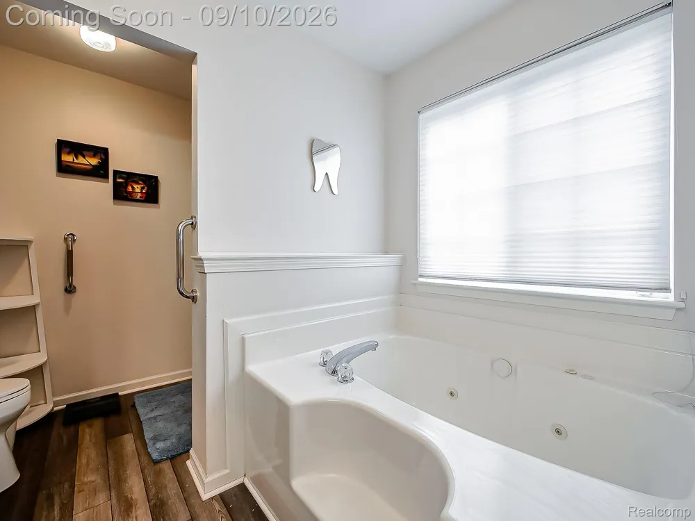 2030 Orchard Court West Bloomfield Charter Township, MI 48324