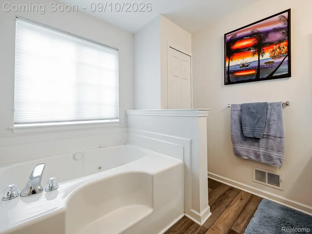 2030 Orchard Court West Bloomfield Charter Township, MI 48324