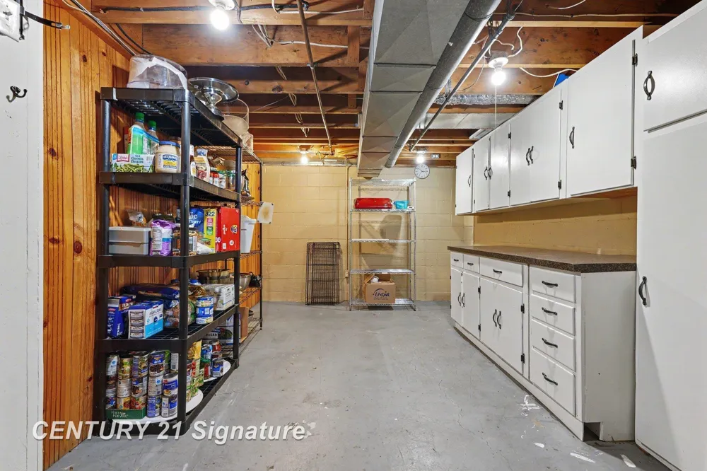 1375 Lathrup Park Saginaw Charter Township, MI 48638