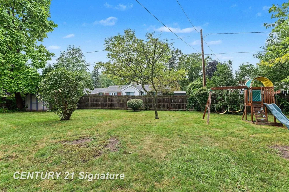 1375 Lathrup Park Saginaw Charter Township, MI 48638