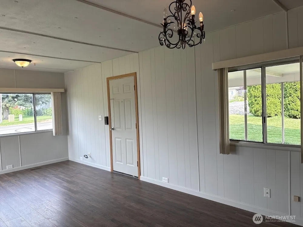 1822 SE Soden Street NE East Wenatchee, WA 98802