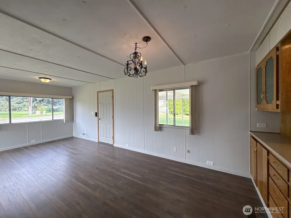 1822 SE Soden Street NE East Wenatchee, WA 98802