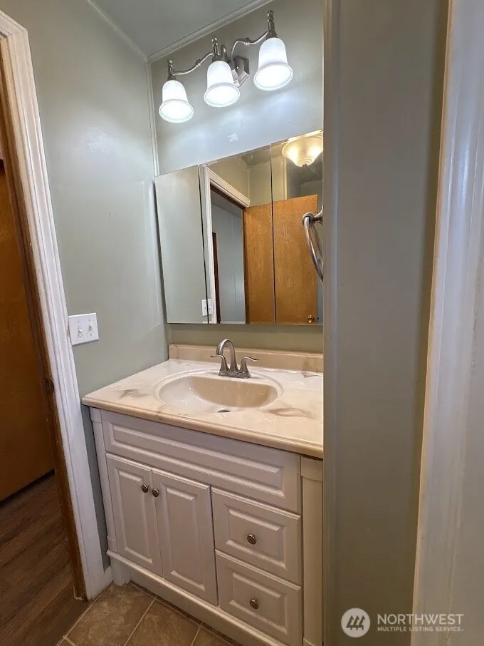 1822 SE Soden Street NE East Wenatchee, WA 98802