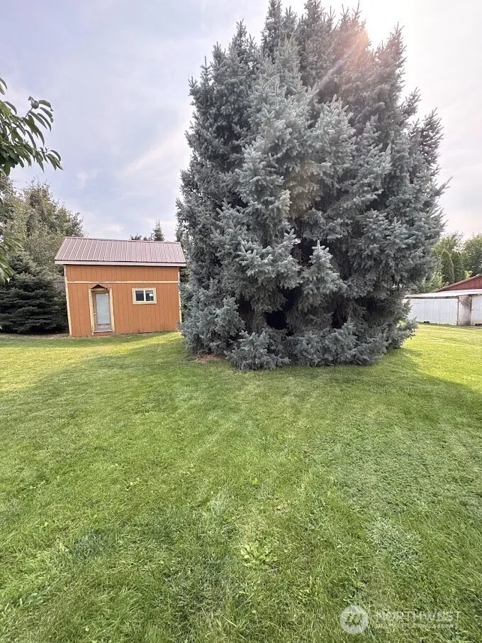 1822 SE Soden Street NE East Wenatchee, WA 98802