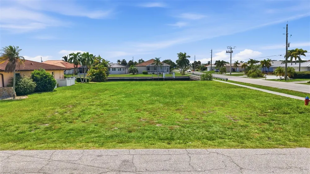 1661 VIA DOLCE VITA Punta Gorda, FL 33950