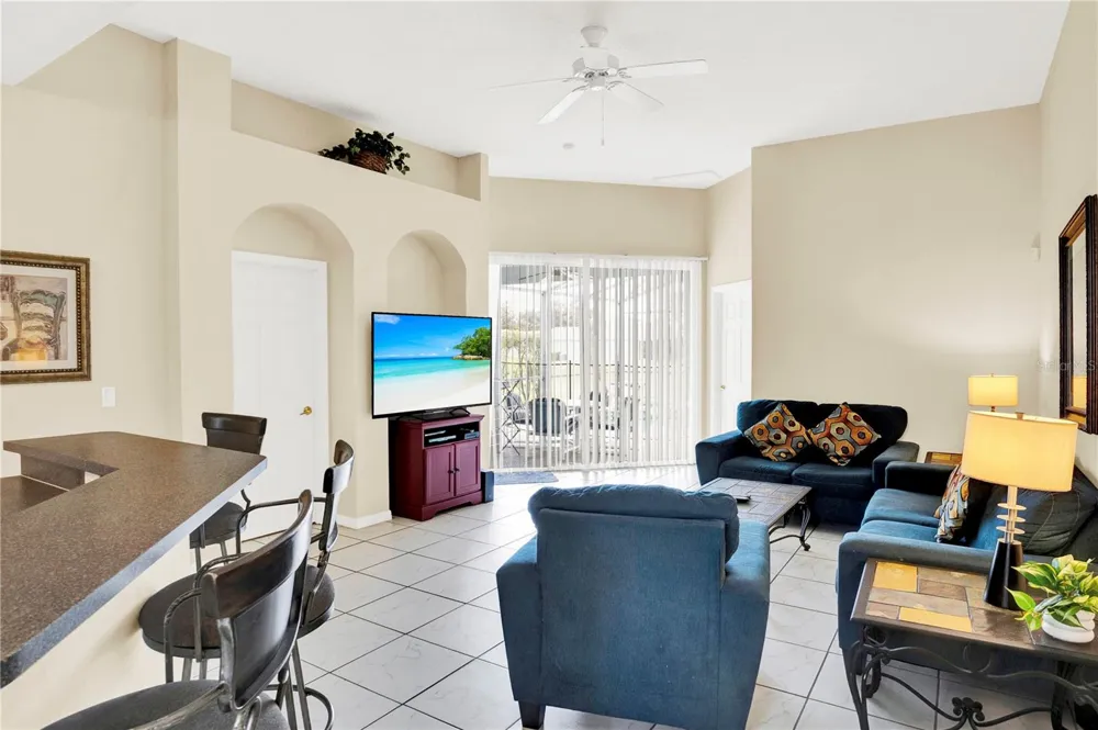 121 MINNIEHAHA CIRCLE Haines City, FL 33844