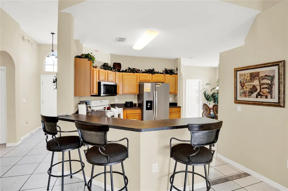 121 MINNIEHAHA CIRCLE Haines City, FL 33844