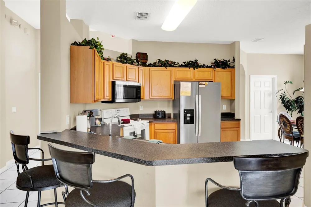 121 MINNIEHAHA CIRCLE Haines City, FL 33844