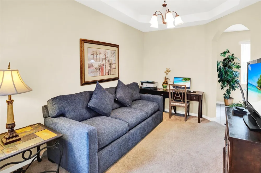 121 MINNIEHAHA CIRCLE Haines City, FL 33844