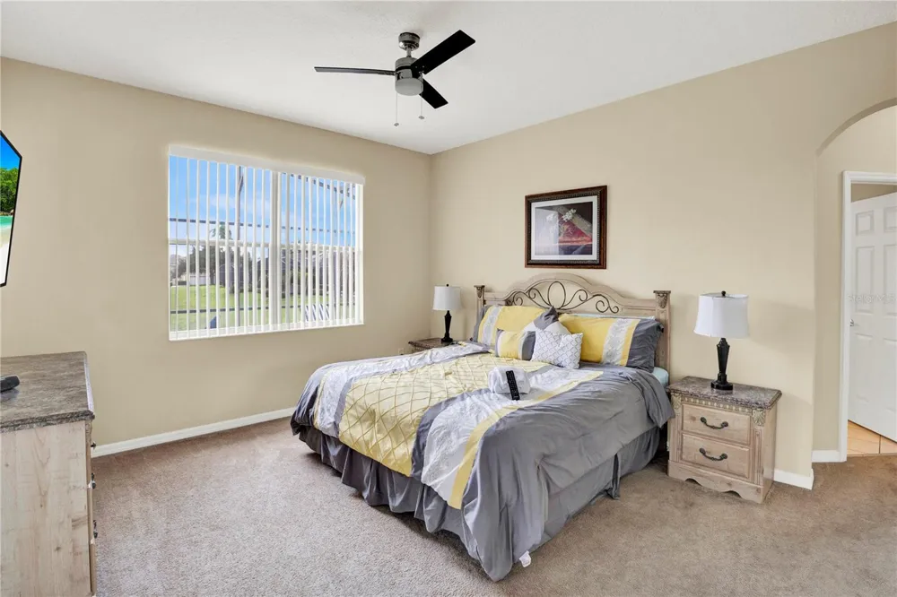 121 MINNIEHAHA CIRCLE Haines City, FL 33844