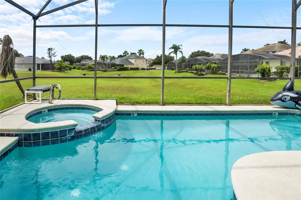 121 MINNIEHAHA CIRCLE Haines City, FL 33844